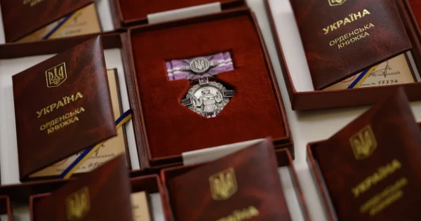 Герої Миколаївщини: Медпрацівники відзначені державними нагородами до професійного свята.