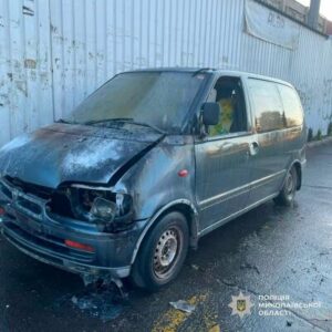 Миколаїв: 76-річний чоловік підпалив авто конкурента через сварку за покупця