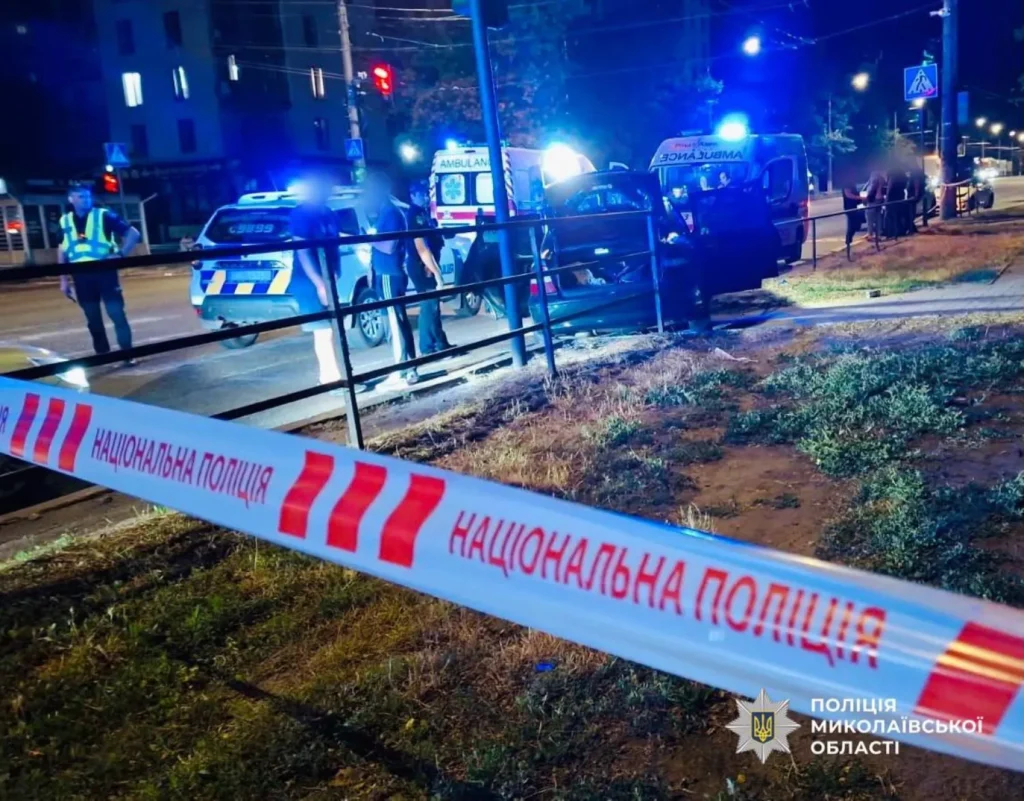 Миколаїв: кров на ходу. Розстріл у авто забрав життя двох.