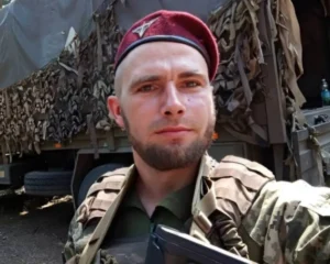 З болем у серці: Вознесенськ прощається із загиблим Героєм Олегом Бондарем.