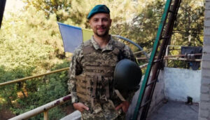 Кайдани Слів: Поезія За Гратами