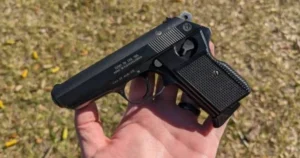 Херсонець під вартою в Миколаєві: підозри в держзраді та підготовці вбивства нацгвардійця.
