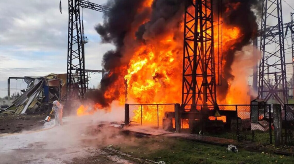 Окупанти атакували Миколаївщину: енергооб’єкт під ударом, знеструмлення у частині області.