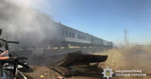 Наслідки ударів "Шахеда": поліція показала, що сталося з потягом "Миколаїв–Херсон"